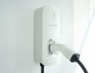PlugStorm elektromos autó fali töltő 7,4kW (1x32A) (csatlakozóval)
